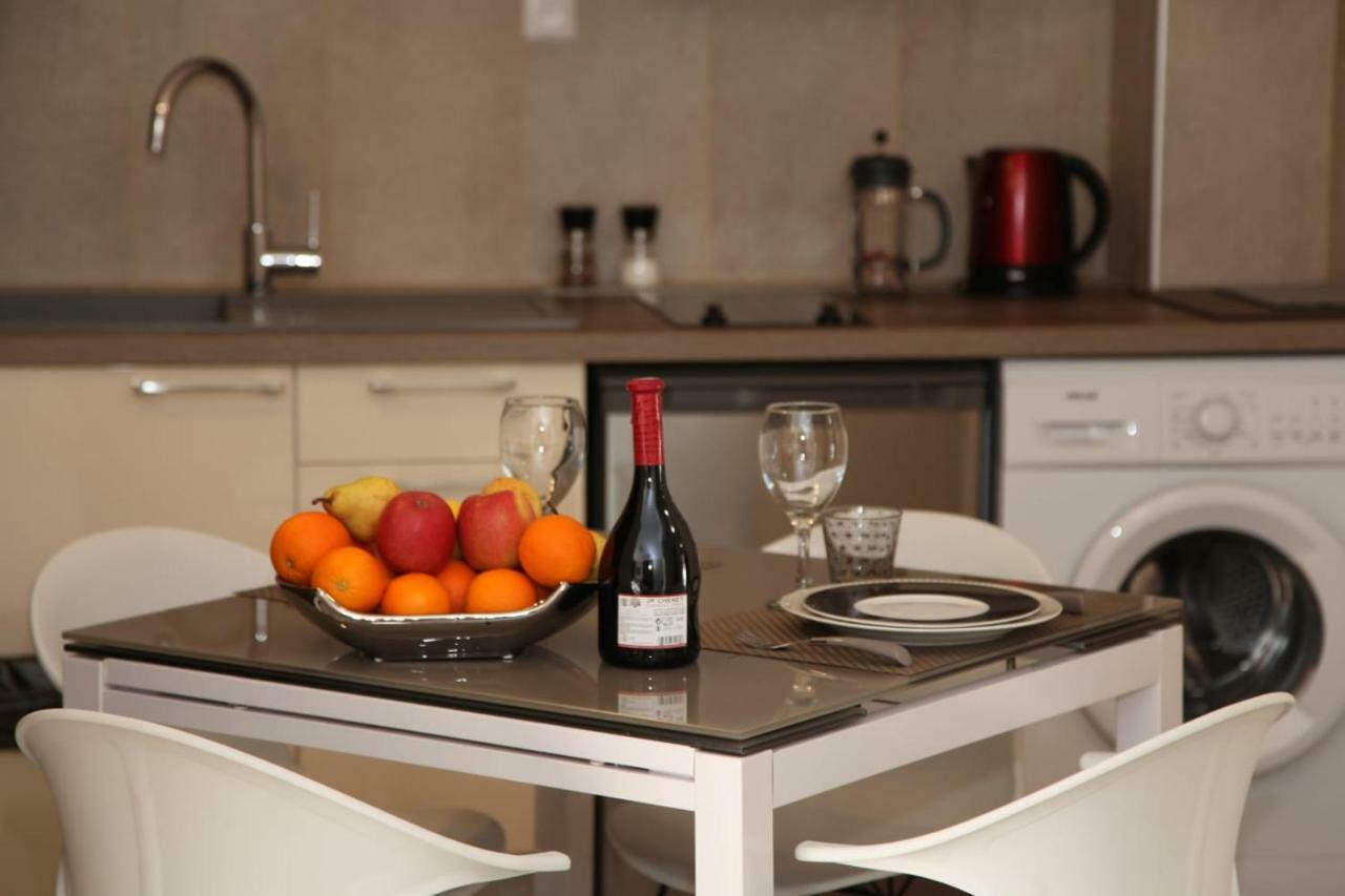 Stylish 2 Room Flat 60 Meters To The Beach 니스 외부 사진
