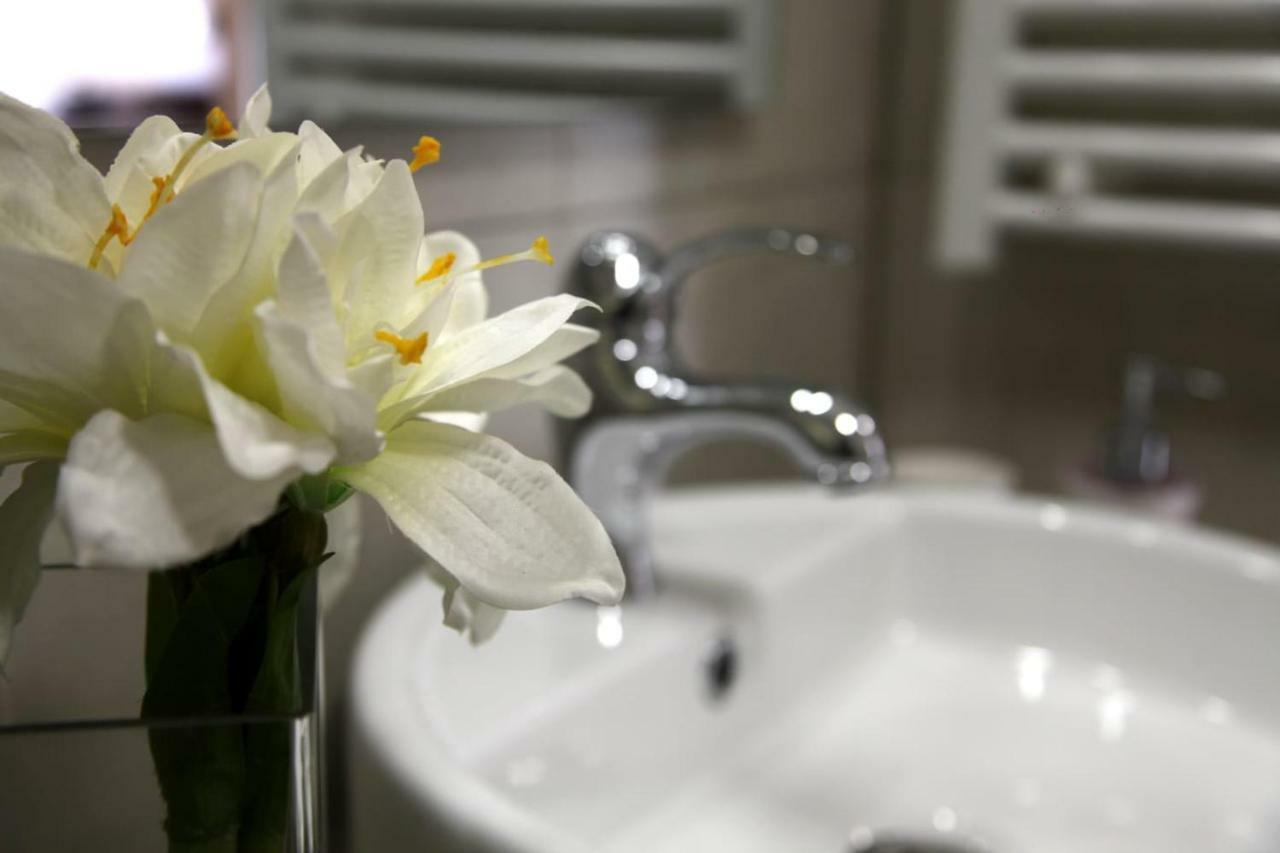 Stylish 2 Room Flat 60 Meters To The Beach 니스 외부 사진